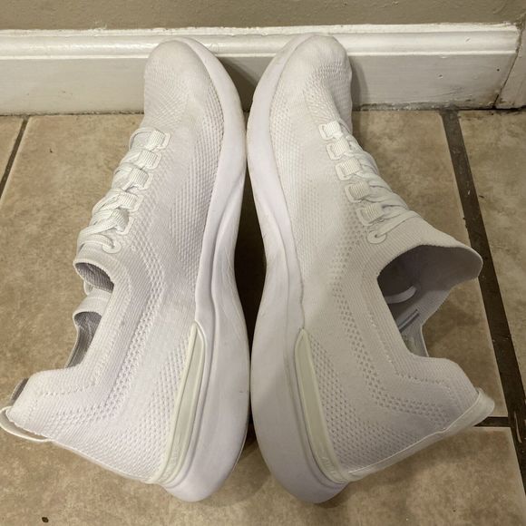 CLEAN APL Techloom Breeze Mens 13 White Lace Up Running Athletic Shoes Sneaker - Picture 7 of 9